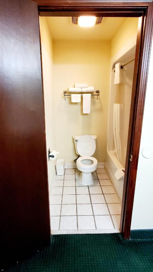 Executive Inn Alva Kültér fotó